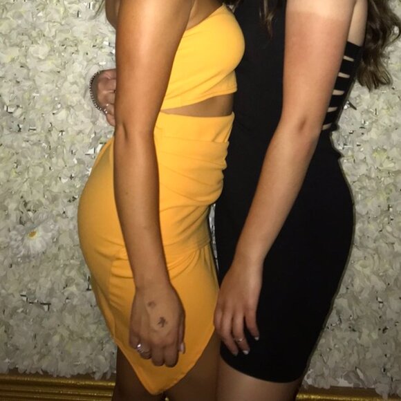 strapless yellow two piece set - Picture 6 of 6